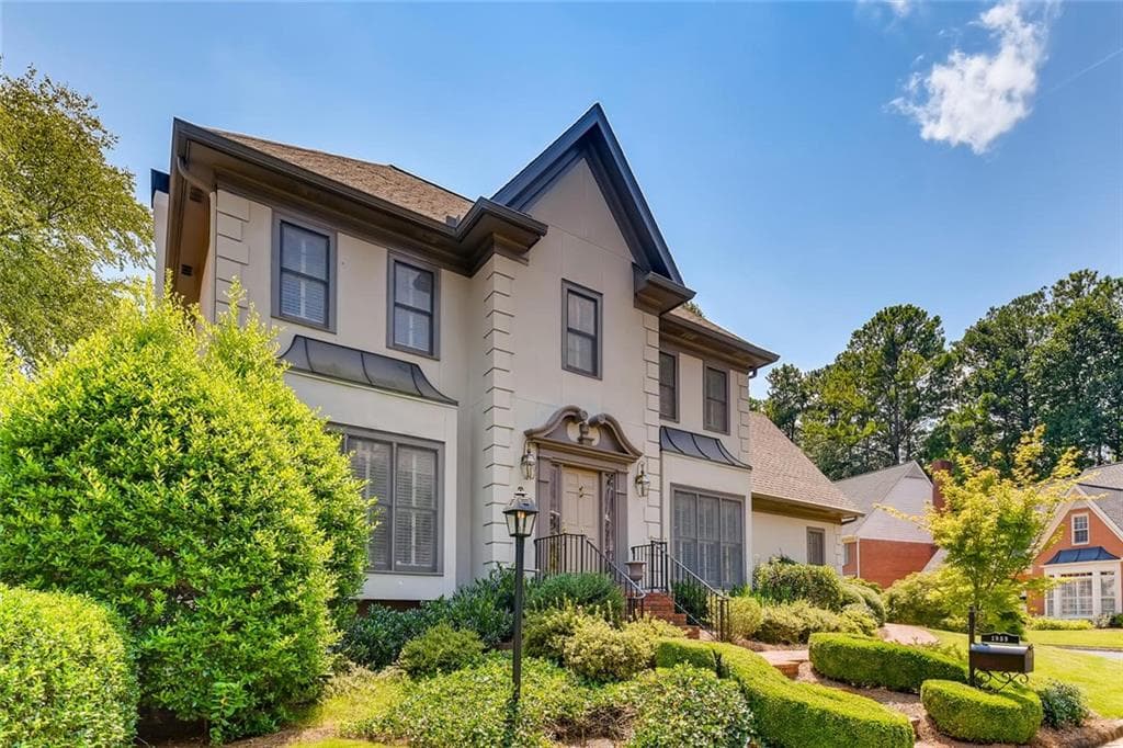 1959 Chartridge Court, Dunwoody, GA 30338 — most recent listing photo