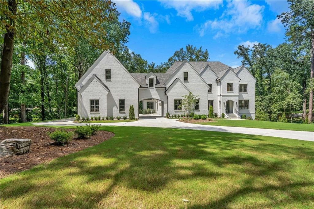 6 bedroom, 7 bathroom, 6,779 sq ft single family residence sold at 5720a Riverside Drive, Atlanta, GA 30327