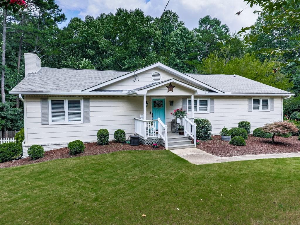 4 bedroom, 2 bathroom, 1,888 sq ft single family residence sold at 998 Wiley Bridge Road, Woodstock, GA 30188