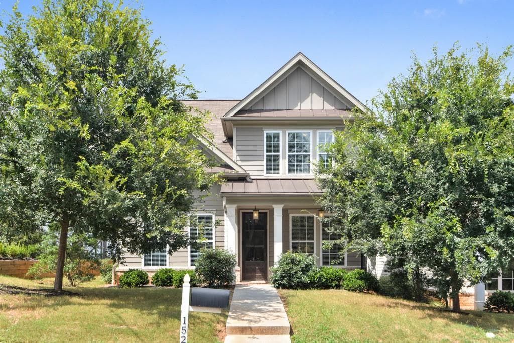 4 bedroom, 4 bathroom, 2,693 sq ft single family residence sold at 1525 Spring Street, Smyrna, GA 30080