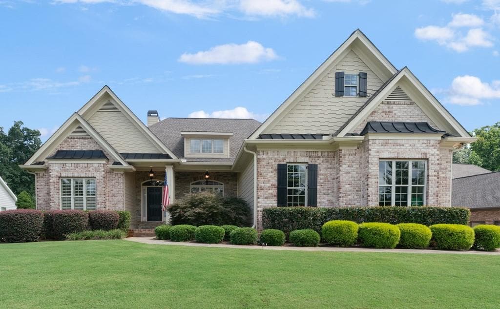 4 bedroom, 4 bathroom, 3,101 sq ft single family residence sold at 5055 STEFAN RIDGE Way, Buford, GA 30519