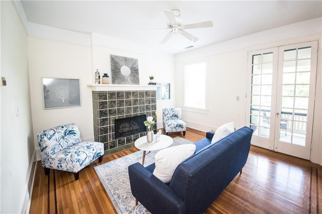 1 bedroom, 1 bathroom, 1,023 sq ft condominium sold at 75 17th Street 6, Atlanta, GA 30309