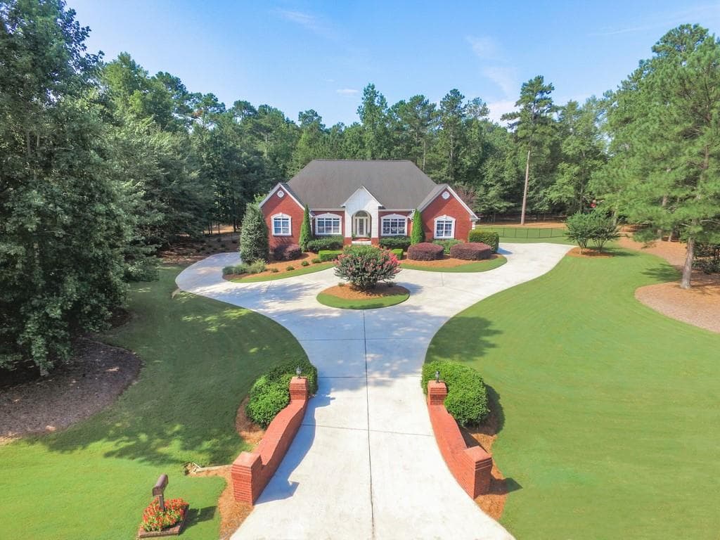 100 Brandenburg Way, Fayetteville, GA 30215 — most recent listing photo