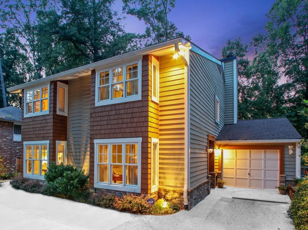 3 bedroom, 3 bathroom, 2,794 sq ft single family residence sold at 485 Overbrook Drive, Atlanta, GA 30318