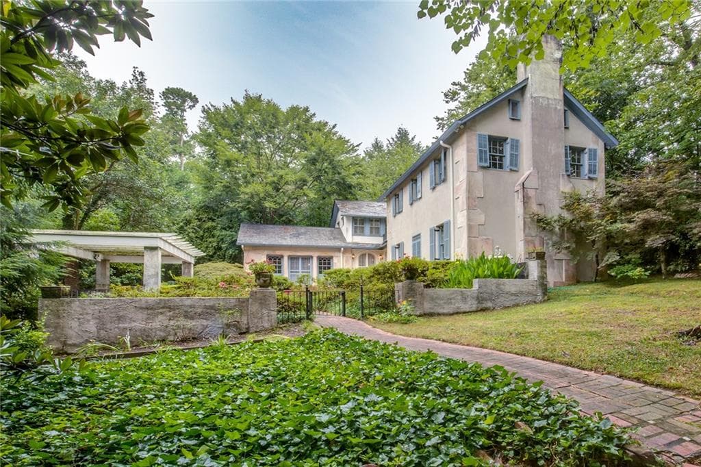 4 bedroom, 3 bathroom, 3,190 sq ft single family residence sold at 1030 Springdale Road, Atlanta, GA 30306