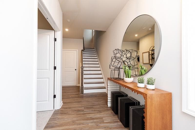 3 bedroom, 4 bathroom, 1,939 sq ft townhouse sold at 125 Harlow Circle 181, Roswell, GA 30076