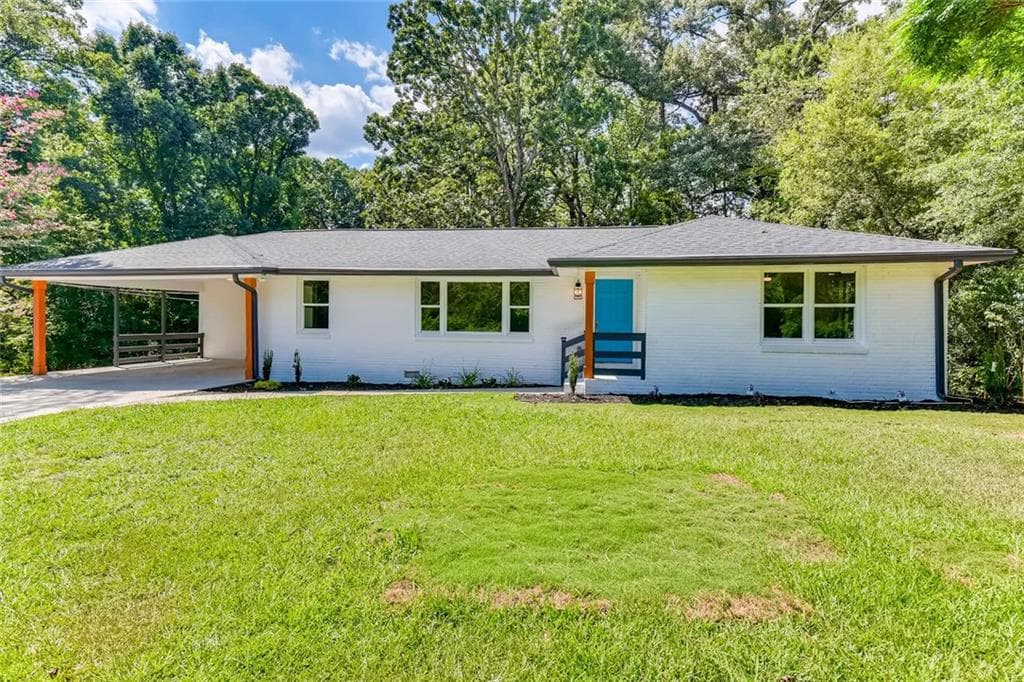 3 bedroom, 2 bathroom, 1,393 sq ft single family residence sold at 5830 Oakdale Road, Mableton, GA 30126