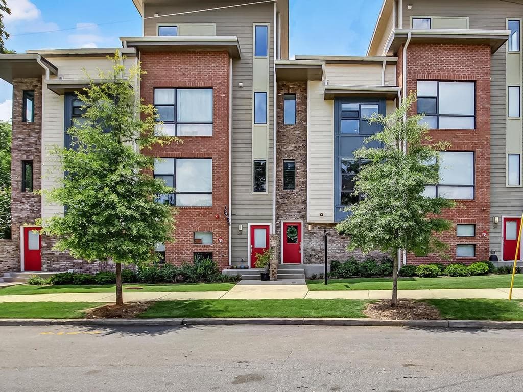 2 bedroom, 3 bathroom, 1,400 sq ft townhouse sold at 56 Moda Lane, Atlanta, GA 30316