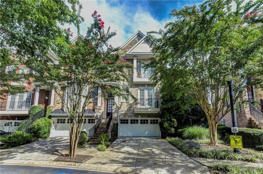 4 bedroom, 4 bathroom, 3,267 sq ft townhouse sold at 1003 Emory Parc Place, Decatur, GA 30033