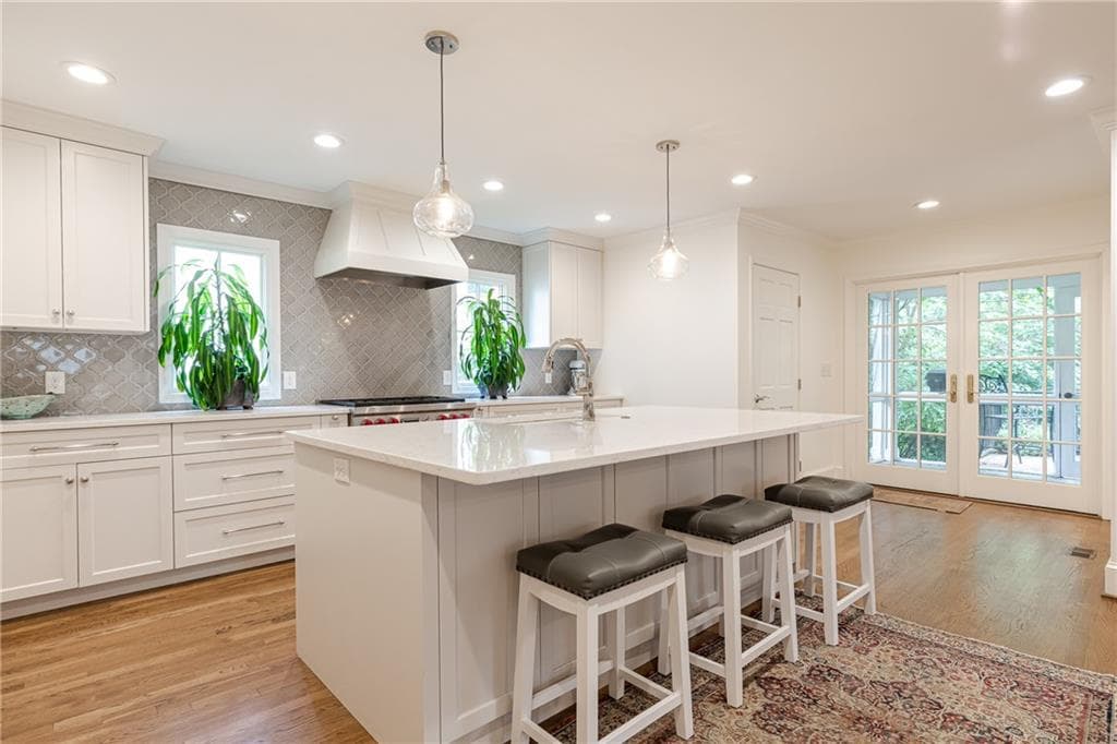 4 bedroom, 4 bathroom, 3,355 sq ft single family residence sold at 2649 Arlene Way, Atlanta, GA 30305