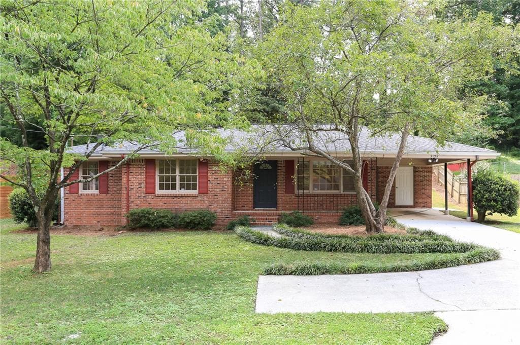 4 bedroom, 2 bathroom, 1,540 sq ft single family residence sold at 3135 Highland Drive, Smyrna, GA 30080
