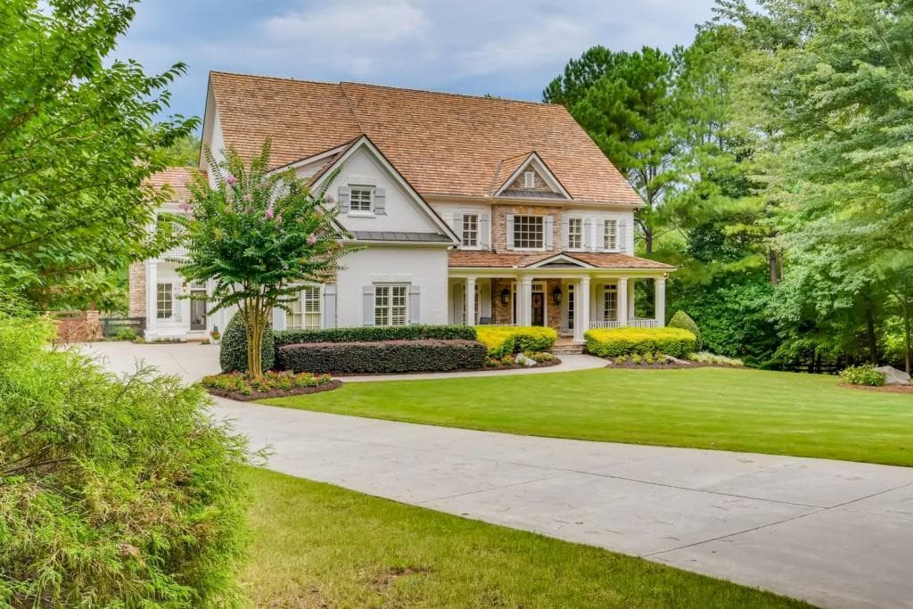 7 bedroom, 8 bathroom, 6,046 sq ft single family residence sold at 770 Owens Lake Road, Milton, GA 30004