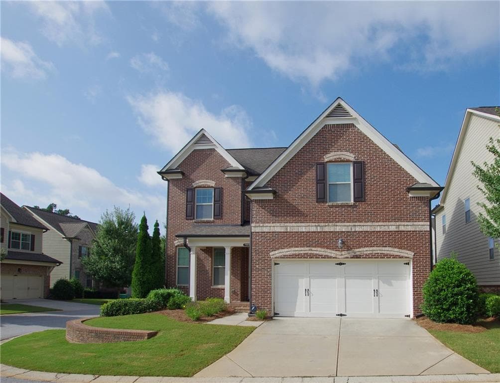 4 bedroom, 3 bathroom, 2,656 sq ft single family residence sold at 7600 Highland Bluff, Atlanta, GA 30328