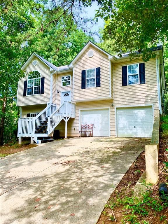 3576 Lakeview Drive, Gainesville, GA 30501 — most recent listing photo