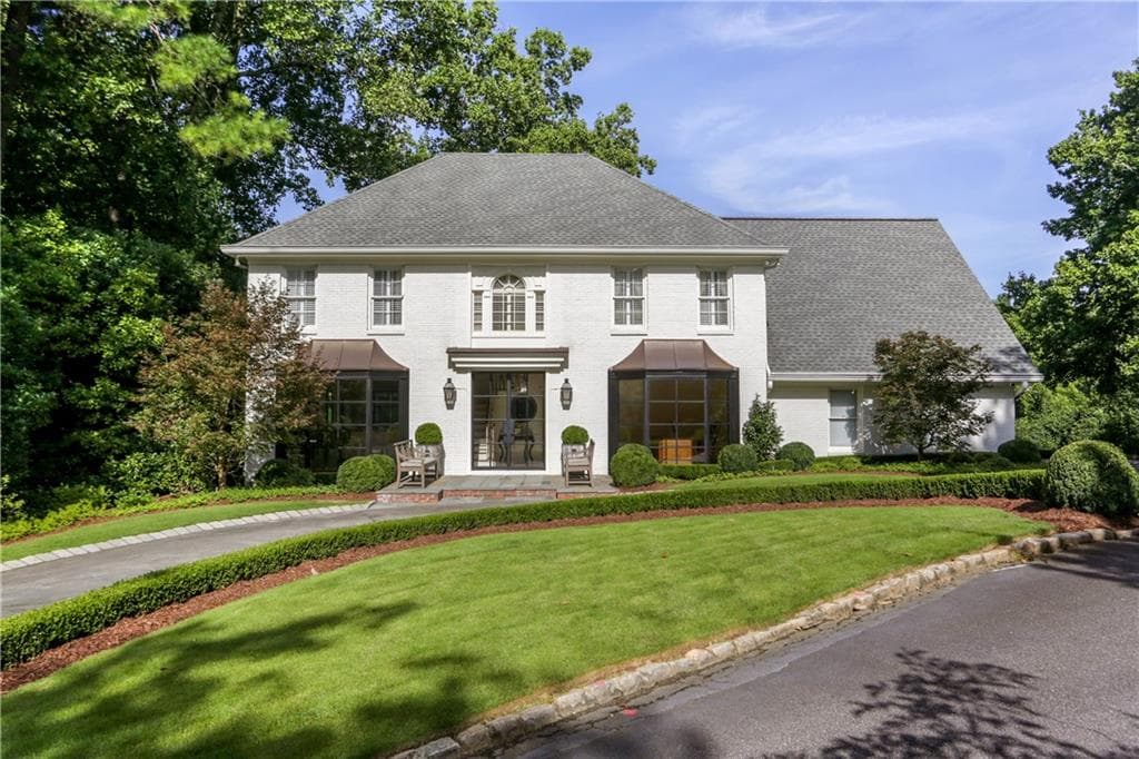 5 bedroom, 5 bathroom, 6,019 sq ft single family residence sold at 3000 Andrews Drive 10, Atlanta, GA 30305