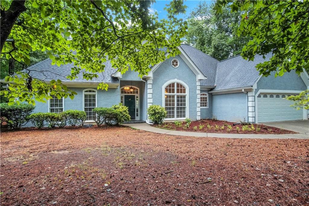 3 bedroom, 3 bathroom, 2,843 sq ft single family residence sold at 3409 Lakewind Way, Alpharetta, GA 30005
