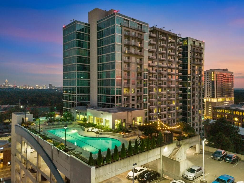 2 bedroom, 2 bathroom, 1,233 sq ft condominium sold at 250 Pharr Road 713, Atlanta, GA 30305