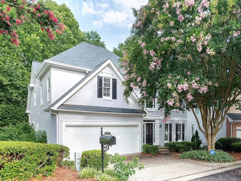 4 bedroom, 4 bathroom, 4,094 sq ft single family residence sold at 237 Spalding Gates Drive, Atlanta, GA 30328