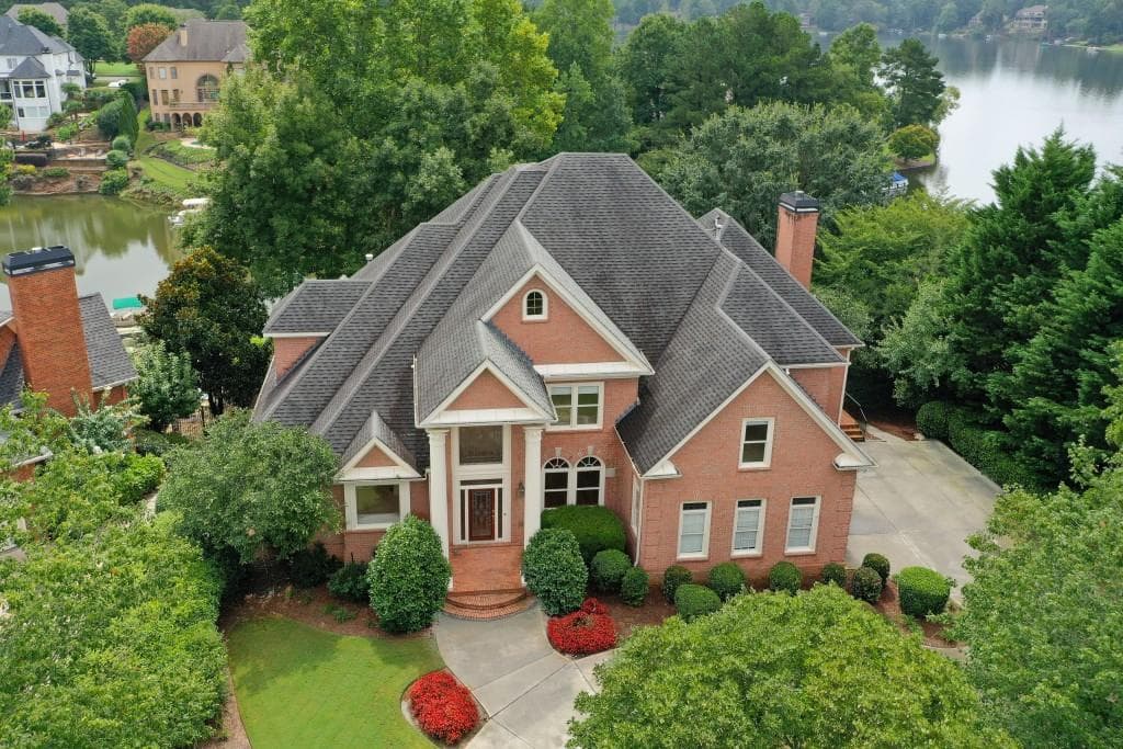 5 bedroom, 9 bathroom, 5,118 sq ft single family residence sold at 2160 Lake Shore Landing, Alpharetta, GA 30005