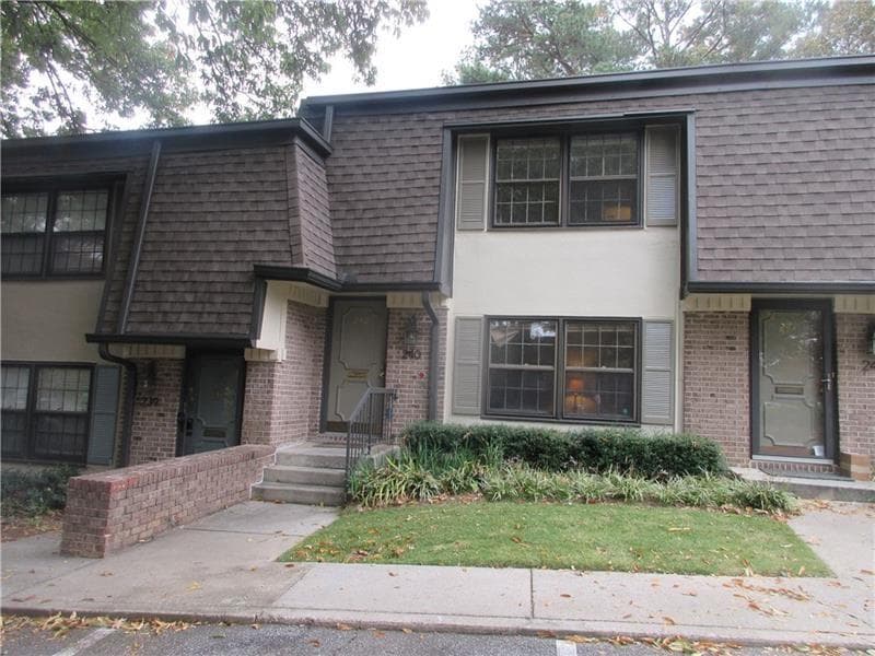 2 bedroom, 3 bathroom, 1,252 sq ft townhouse sold at 240 Triumph Drive 240, Atlanta, GA 30327