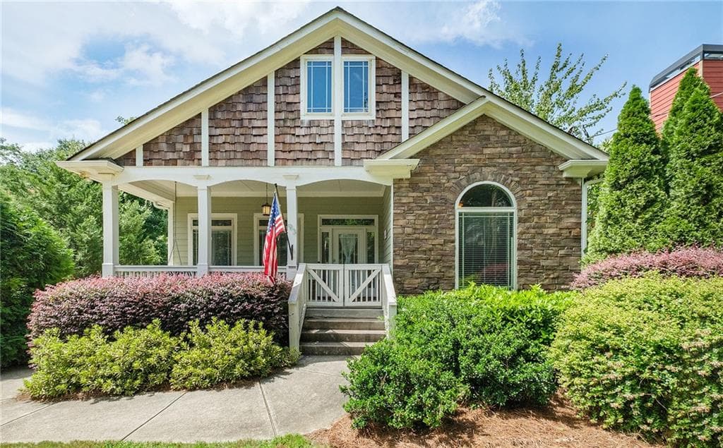 3 bedroom, 3 bathroom, 2,112 sq ft single family residence sold at 93 E Lake Terrace, Atlanta, GA 30317
