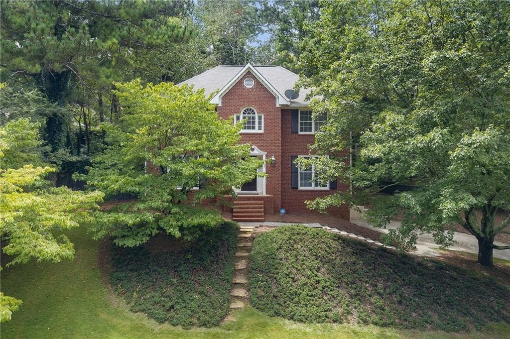 4 bedroom, 4 bathroom, 2,530 sq ft single family residence sold at 9129 Branch Valley Way, Roswell, GA 30076