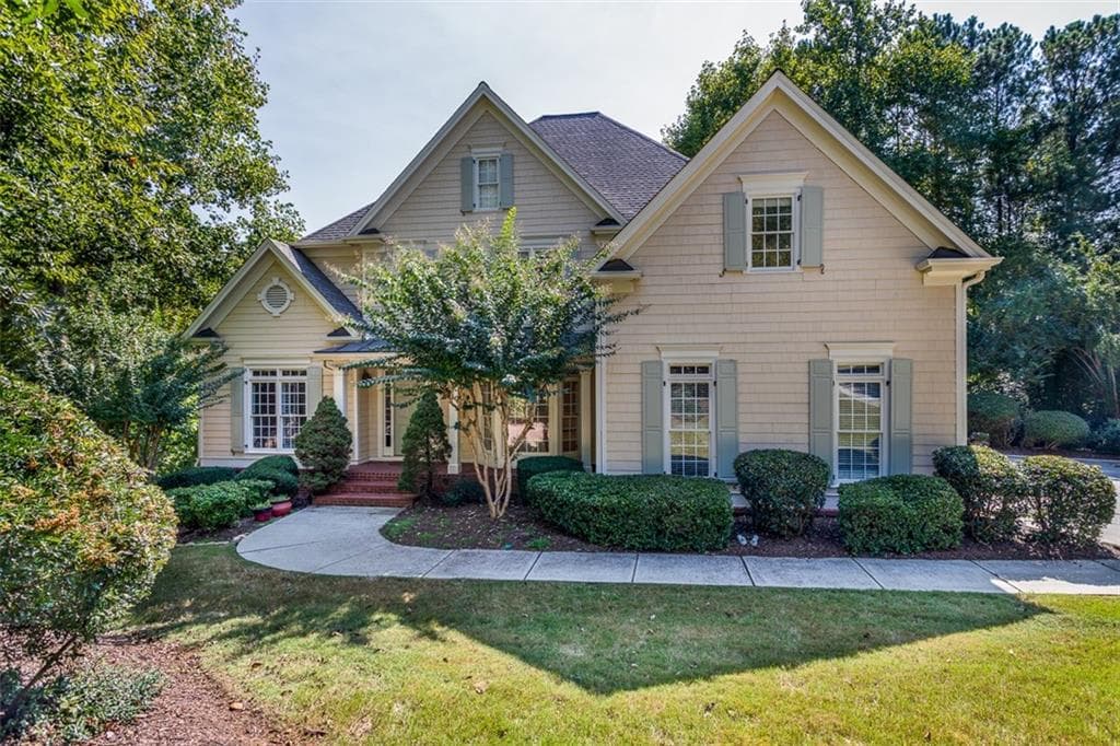 5 bedroom, 6 bathroom, 5,678 sq ft single family residence sold at 935 Post Oak Close, Milton, GA 30004