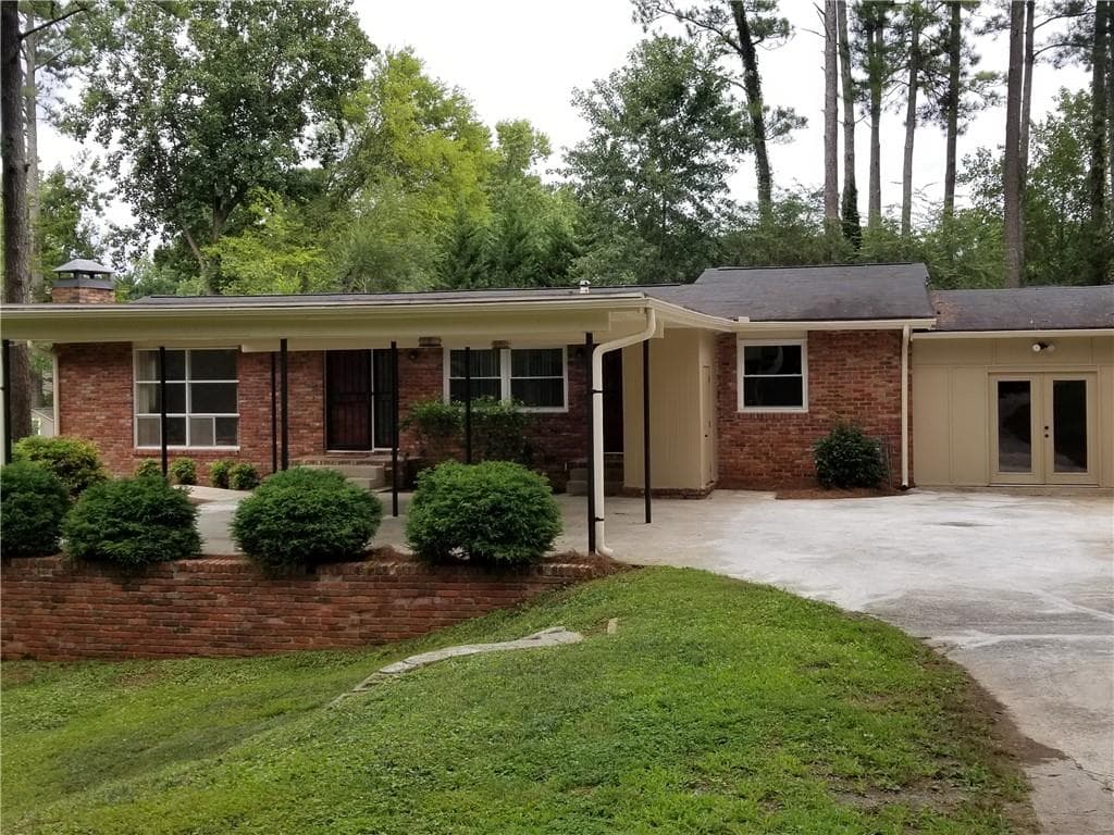 3 bedroom, 2 bathroom, 1,512 sq ft single family residence sold at 1129 Reed Road, Smyrna, GA 30082
