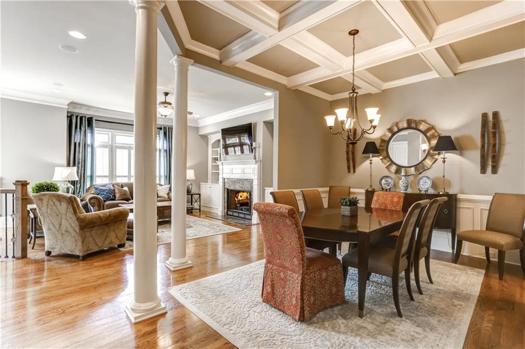 4 bedroom, 4 bathroom, 2,218 sq ft townhouse sold at 370 Mystic Ridge Lane, Sandy Springs, GA 30342
