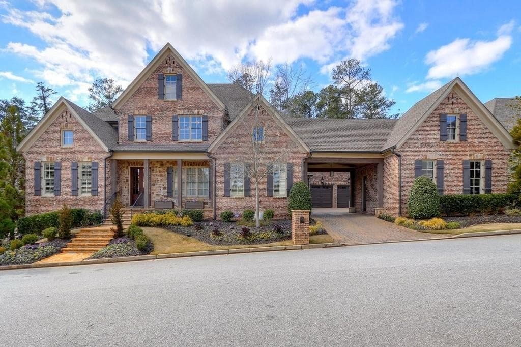 5 bedroom, 6 bathroom, 5,396 sq ft single family residence sold at 2863 Vireo Bend, Marietta, GA 30062