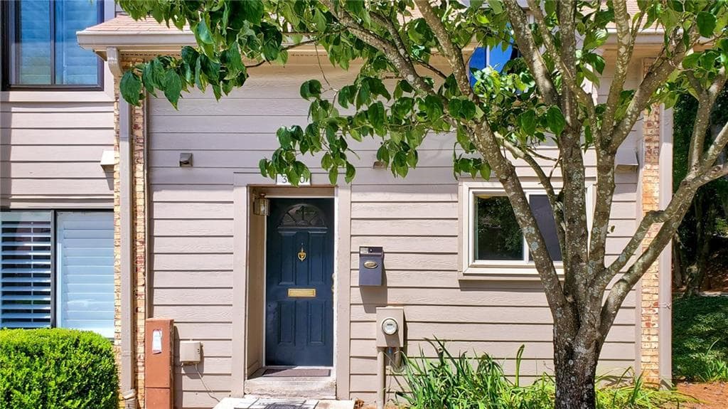 3 bedroom, 4 bathroom, 2,368 sq ft townhouse sold at 3600 Stonewall Court, Atlanta, GA 30339