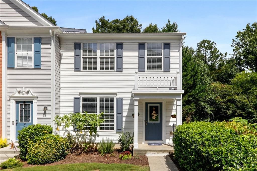 3 bedroom, 3 bathroom, 1,344 sq ft townhouse sold at 9155 Nesbit Ferry Road 92, Alpharetta, GA 30022