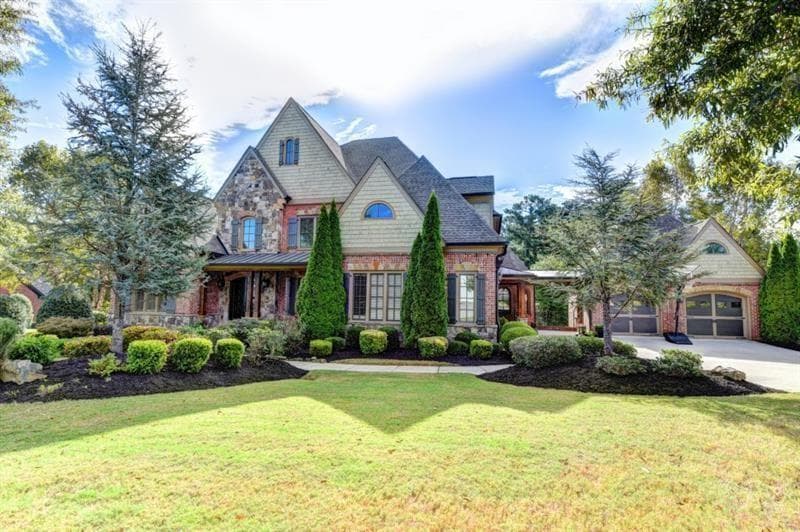 7 bedroom, 9 bathroom, 10,235 sq ft single family residence sold at 2750 Drayton Hall Drive, Buford, GA 30519
