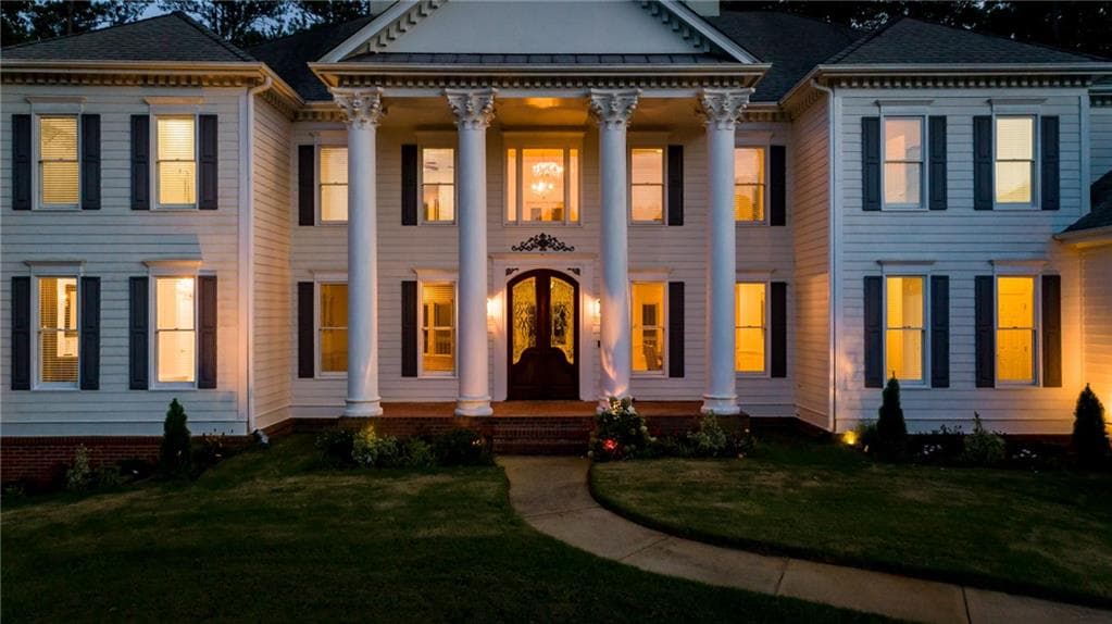 7 bedroom, 5 bathroom, 4,871 sq ft single family residence sold at 772 Brookshade Parkway, Alpharetta, GA 30004