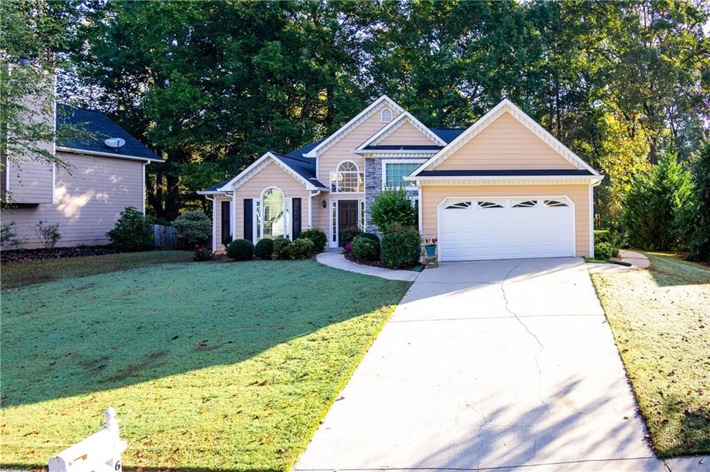 3 bedroom, 2 bathroom, 1,777 sq ft single family residence sold at 6272 Cheatham Lake Drive, Acworth, GA 30101