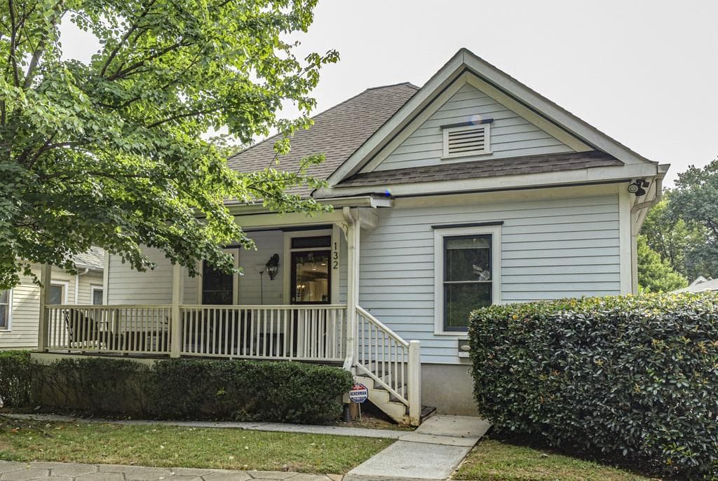 4 bedroom, 3 bathroom, 2,741 sq ft single family residence sold at 132 Tye Street, Atlanta, GA 30316