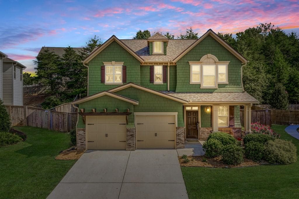 4 bedroom, 3 bathroom, 2,198 sq ft single family residence sold at 316 Melrose Circle, Woodstock, GA 30188