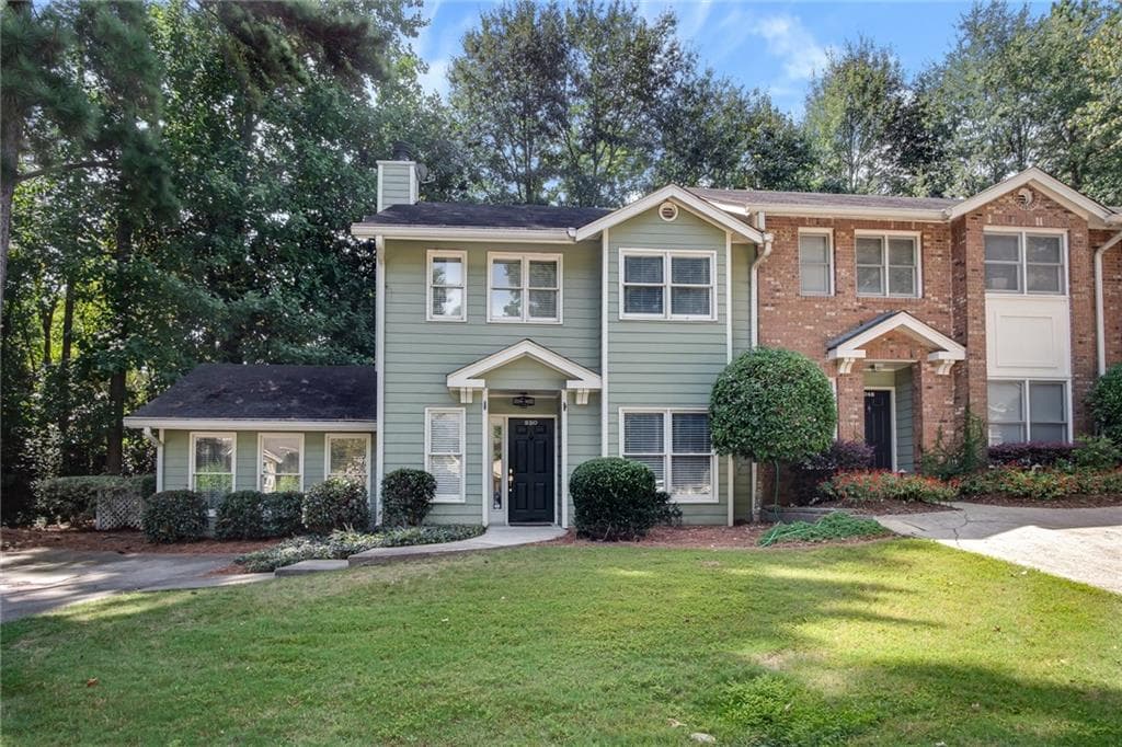 250 Peachtree Hollow Court, Sandy Springs, GA 30328 — most recent listing photo