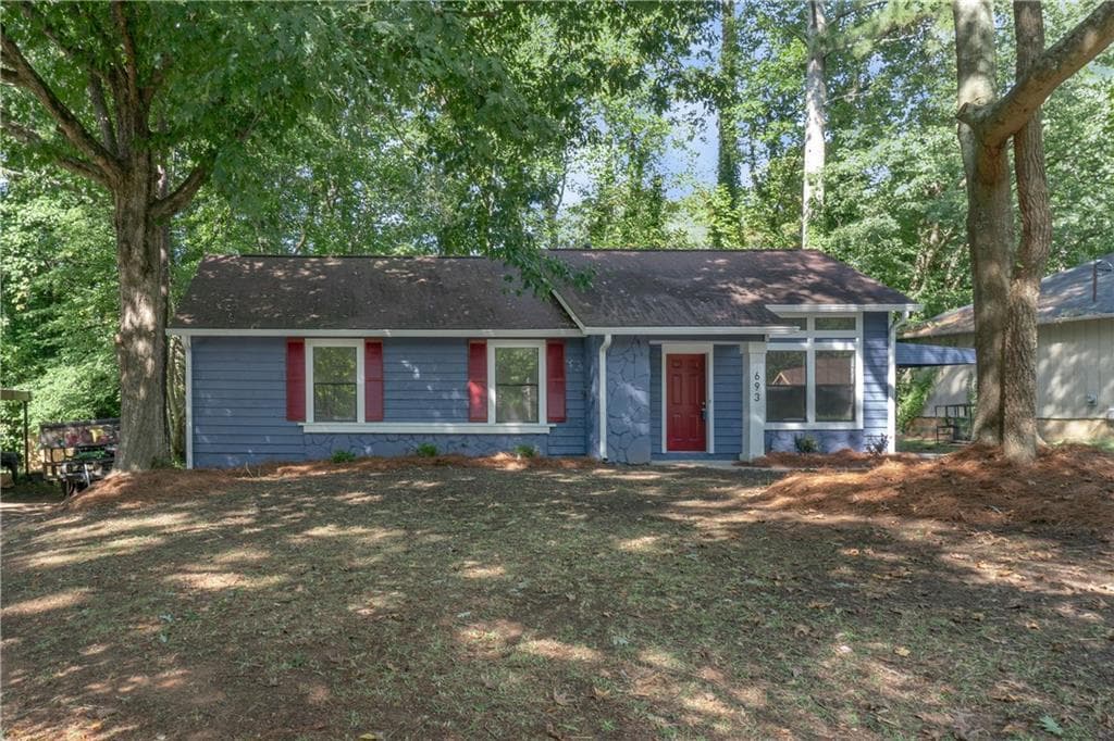 3 bedroom, 2 bathroom, 1,324 sq ft single family residence sold at 693 Utoy Circle, Atlanta, GA 30331