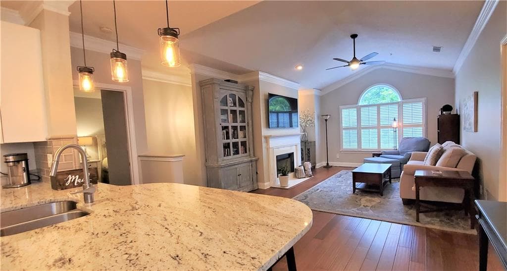 2 bedroom, 2 bathroom, 1,235 sq ft townhouse sold at 6104 Woodland Lane, Alpharetta, GA 30009