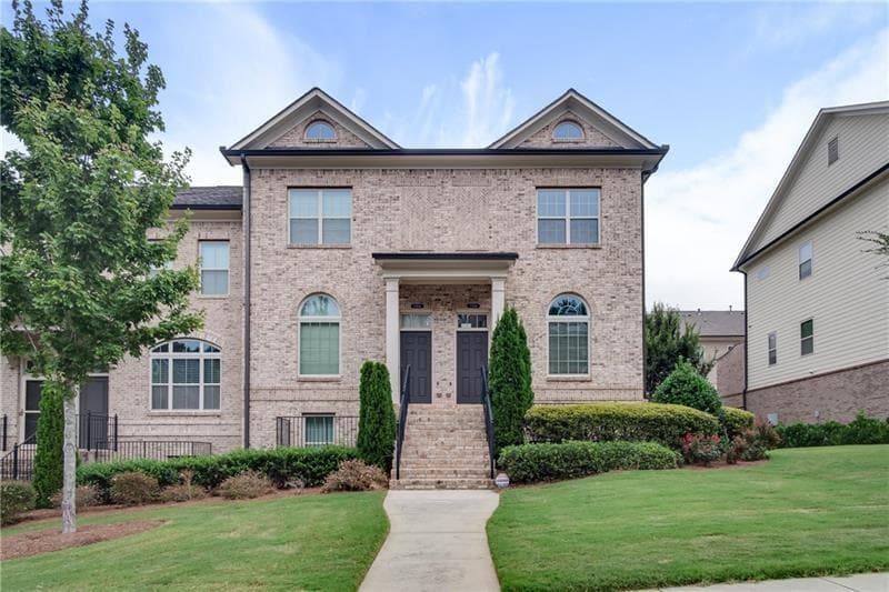 3 bedroom, 4 bathroom, 1,840 sq ft townhouse sold at 7380 Highland Bluff, Atlanta, GA 30328