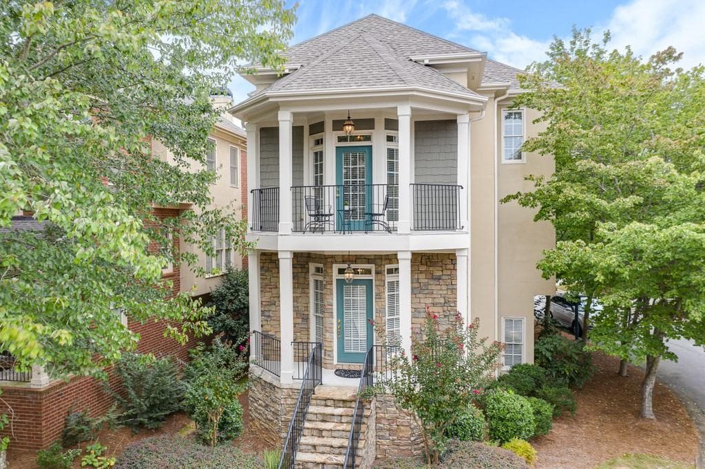 4 bedroom, 4 bathroom, 3,123 sq ft single family residence sold at 2453 Vivian Circle, Decatur, GA 30030