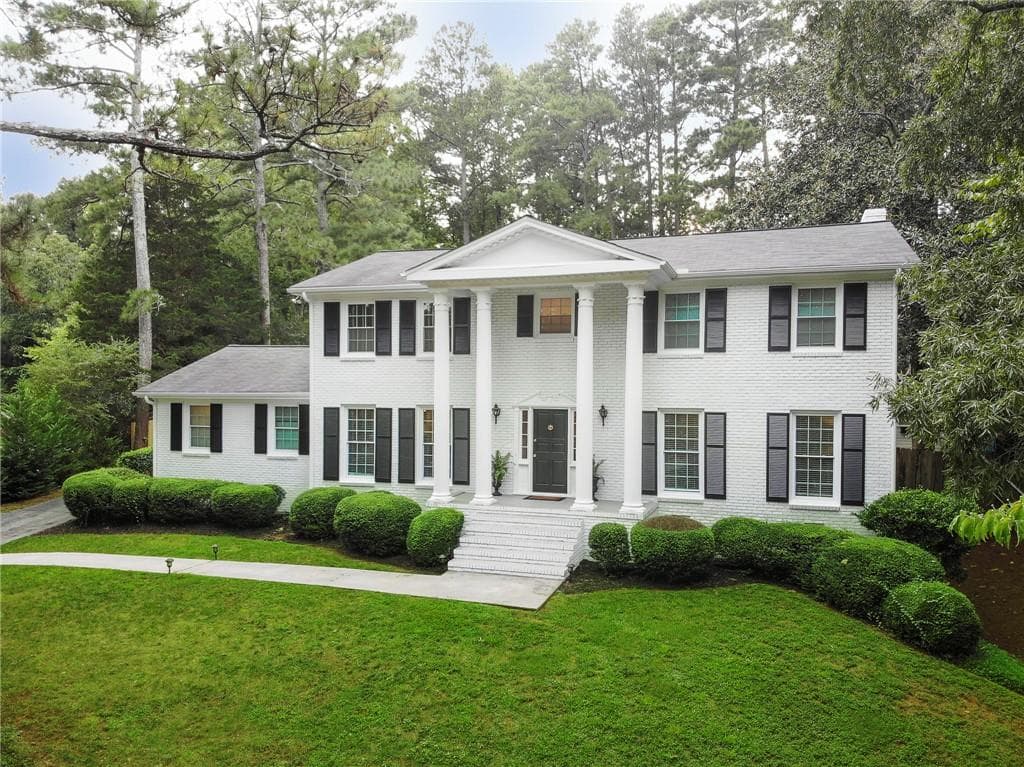 4 bedroom, 5 bathroom, 3,020 sq ft single family residence sold at 5680 Eden Roc Lane, Atlanta, GA 30342
