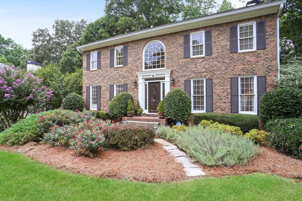 4 bedroom, 3 bathroom, 3,196 sq ft single family residence sold at 415 Ridgewood Way, Alpharetta, GA 30005