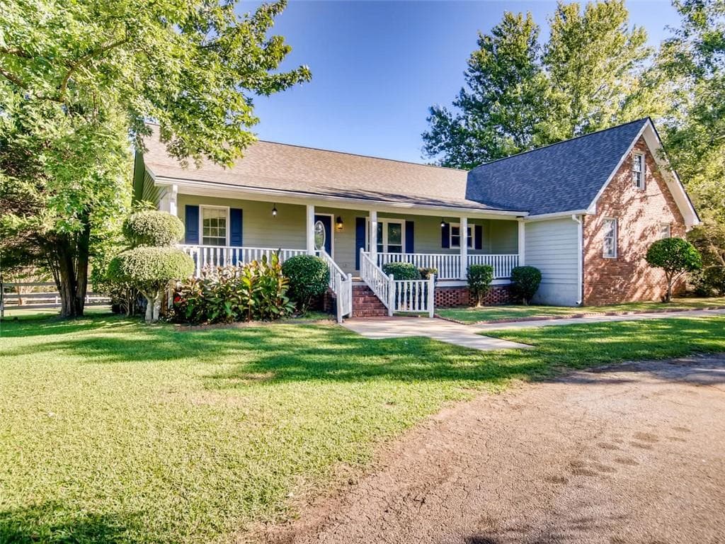 4 bedroom, 3 bathroom, 3,282 sq ft single family residence sold at 101 E Macedonia Church Road, Oxford, GA 30054