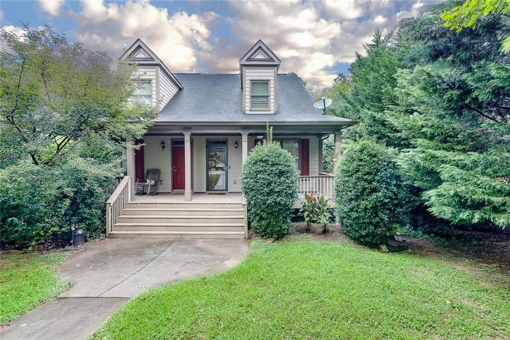 3 bedroom, 3 bathroom, 1,748 sq ft townhouse sold at 1433 NW Carroll Drive 11, Atlanta, GA 30318