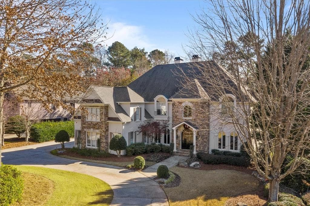 5 bedroom, 6 bathroom, 7,260 sq ft single family residence sold at 6000 Greatwood Terrace, Alpharetta, GA 30005