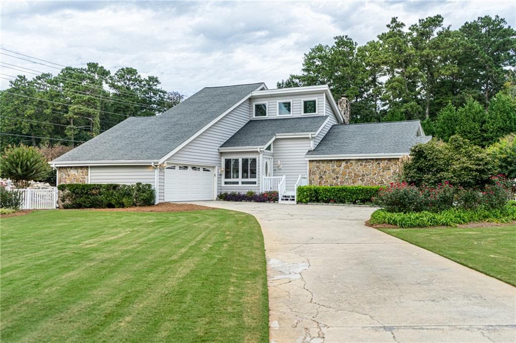 982 Vineyard Drive, Conyers, GA 30013 — most recent listing photo