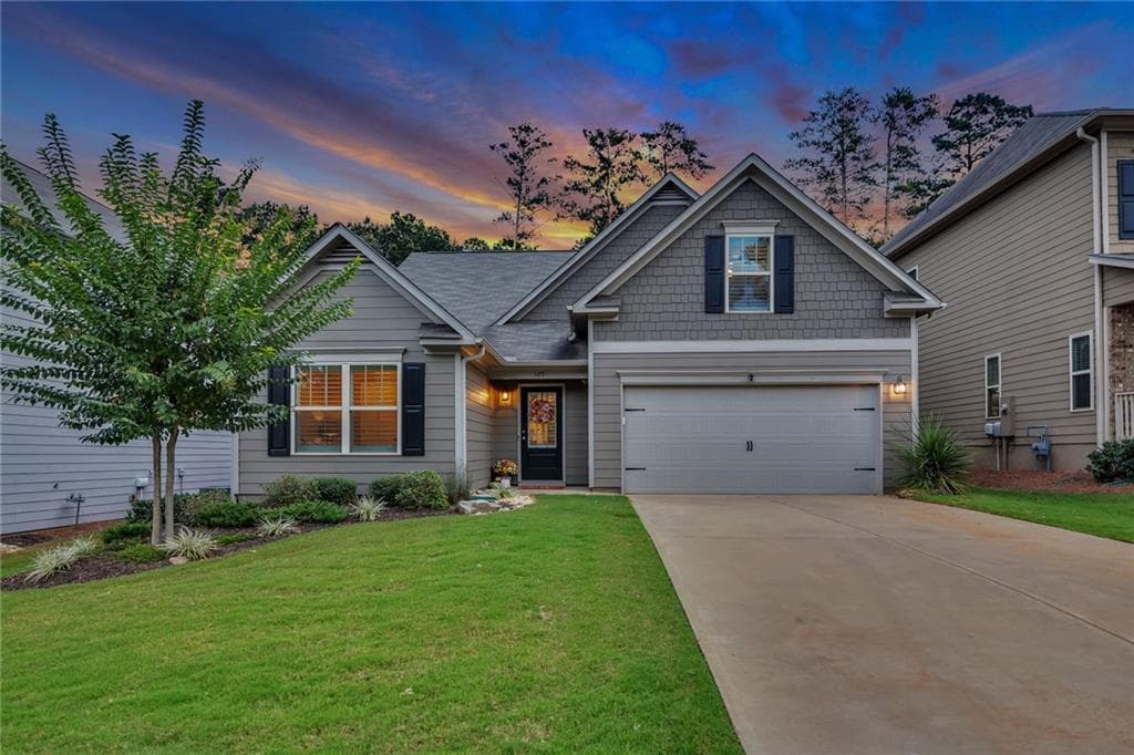 4 bedroom, 2 bathroom, 1,942 sq ft single family residence sold at 125 Stone Manor Court, Woodstock, GA 30188