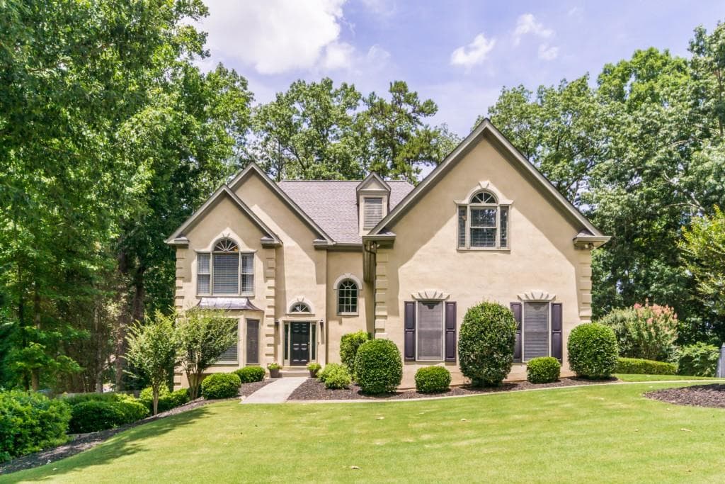 5 bedroom, 4 bathroom, 3,345 sq ft single family residence sold at 2881 Clary Hill Drive, Roswell, GA 30075